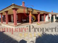 Sale - Villa - Albatera