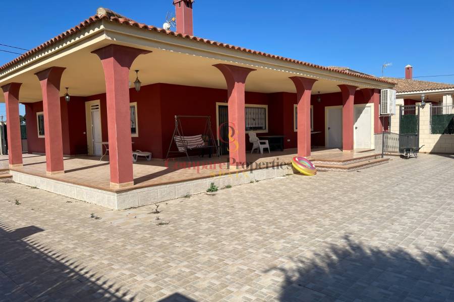 Sale - Villa - Albatera