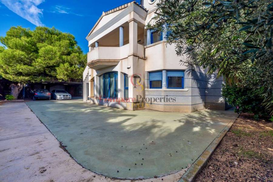 Sale - Villa - Calpe