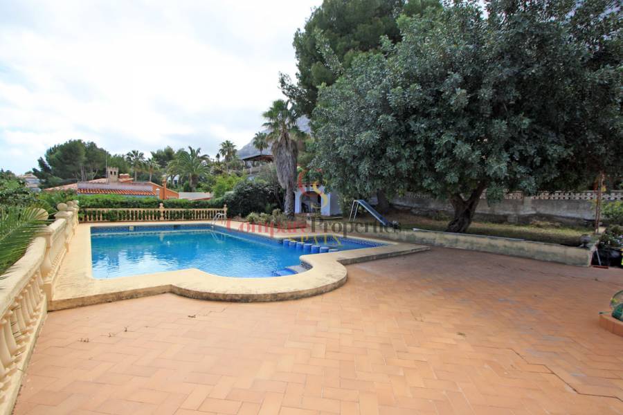 Sale - Villa - Dénia - Montgo