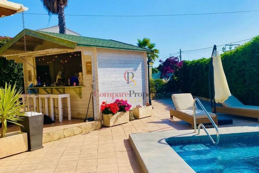 Sale - Villa - Calpe