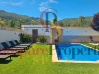 Verkoop - Villa - Jalon Valley - Jalon