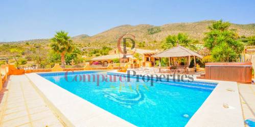 Villa - Venta - Benissa - Benissa Rural