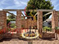 Sale - Villa - El Vergel - 