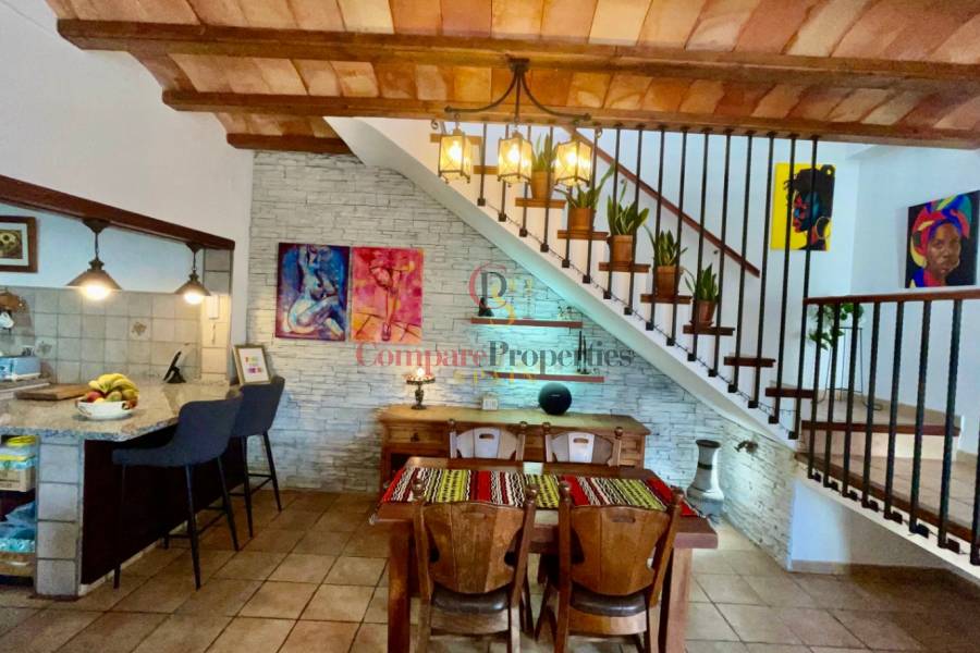 Vente - Villa - Jalon Valley - Pueblo