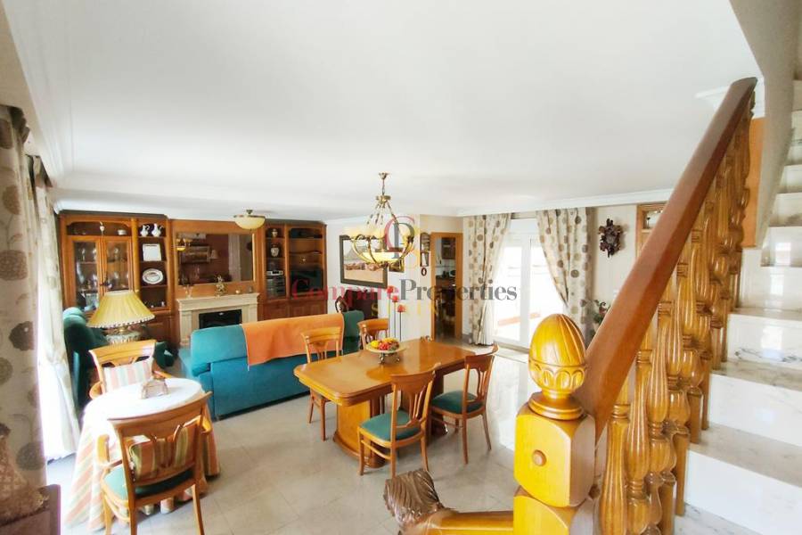 Sale - Townhouses - Dénia - Centro ciudad