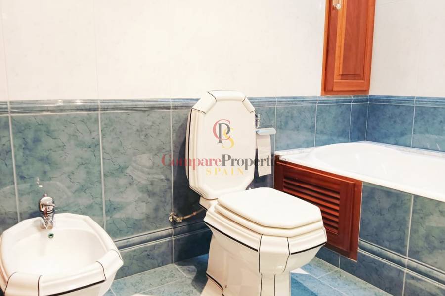 Sale - Villa - Oliva