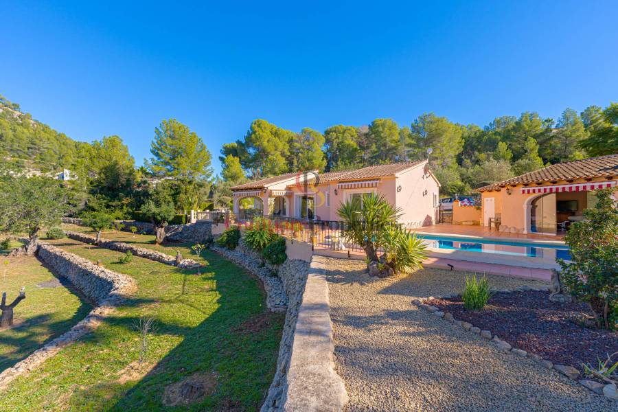 Venta - Villa - Jalon Valley - 