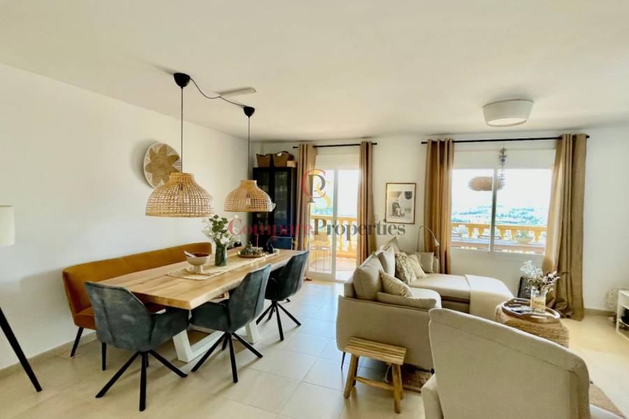 Sale - Townhouses - Jalon Valley - Urbanización