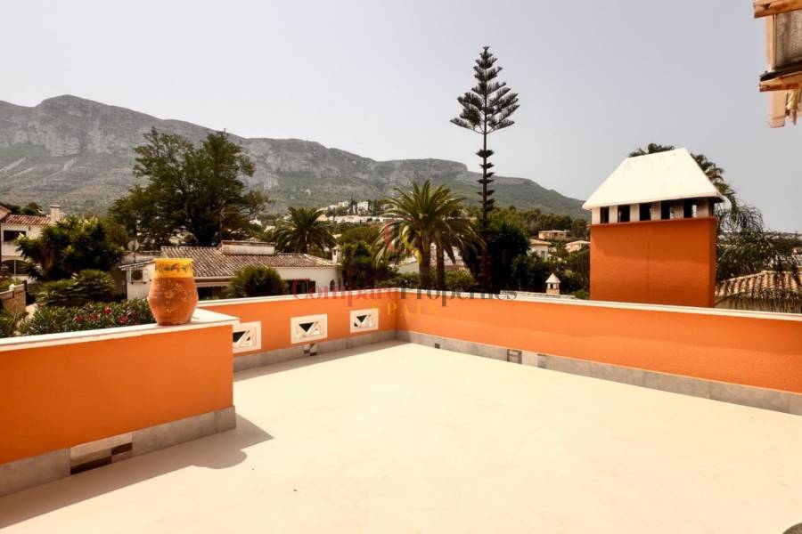 Sale - Villa - Dénia - Montgo