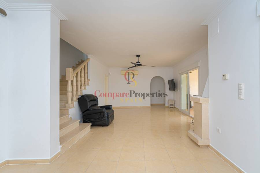 Sale - Villa - Orba Valley - Centro pueblo