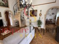 Sale - Villa - Dénia