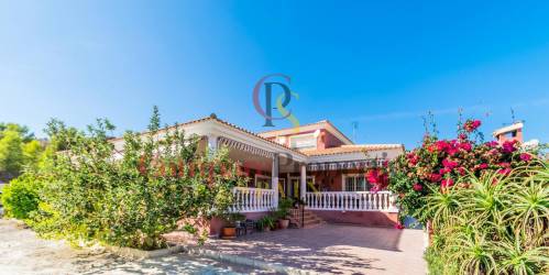 Villa - Verkauf - Finestrat - Finestrat