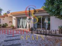 Venta - Villa - Albir