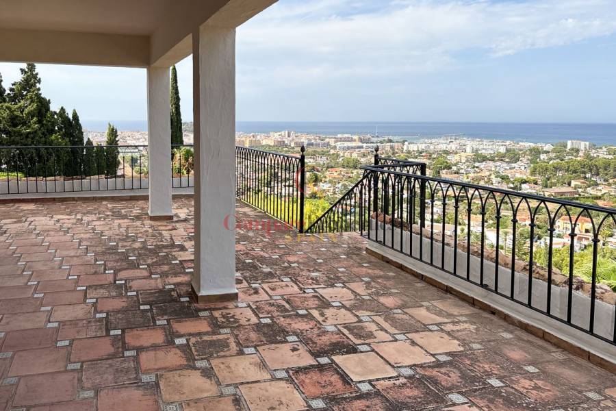 Sale - Villa - Dénia - Montgo