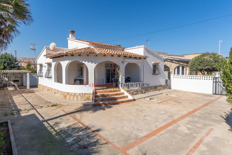 Sale - Villa - Dénia - 