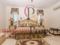 Venta - Villa - Dénia