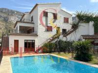 Sale - Villa - Dénia - Montgo