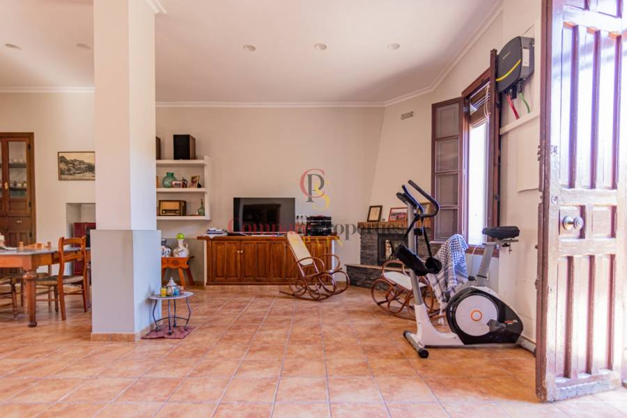 Sale - Villa - La Nucia