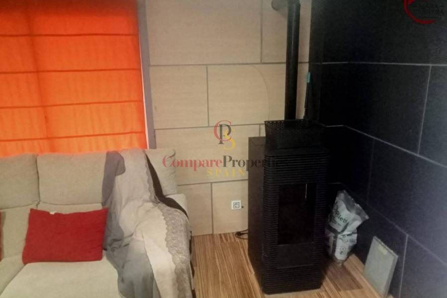 Sale - Apartment - Llutxent