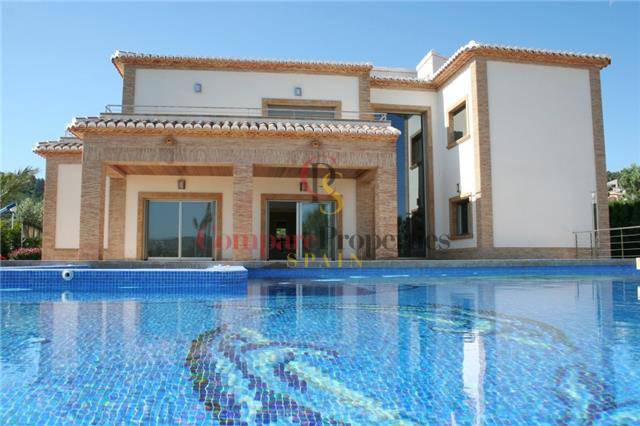 Sale - Villa - Jávea