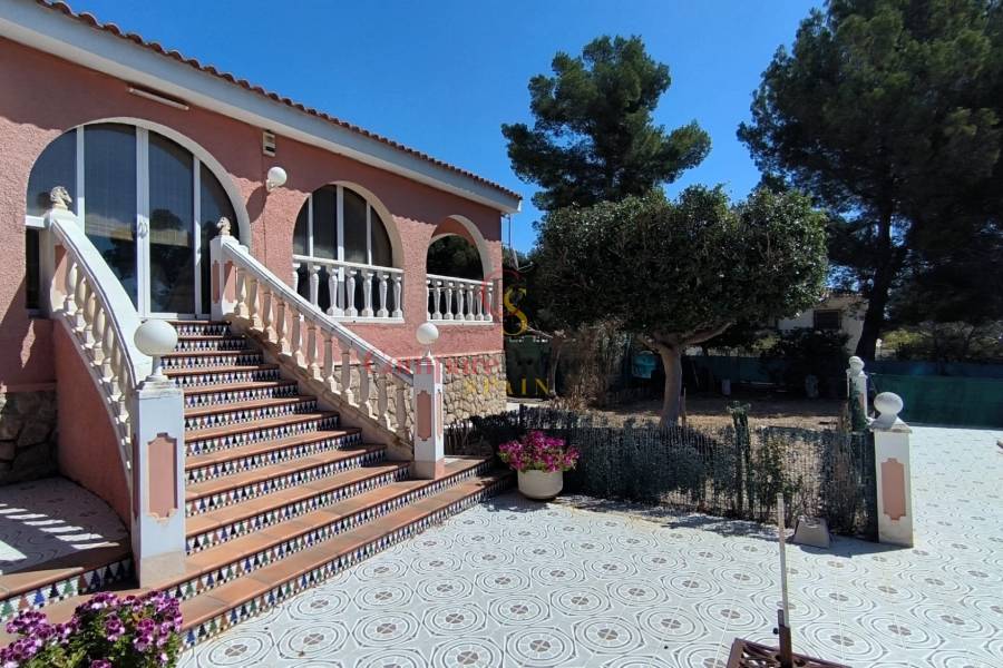 Sale - Villa - La Nucia