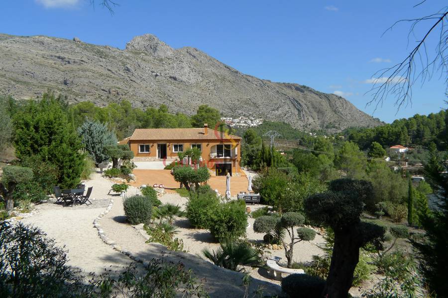 Venta - Villa - Orba Valley - Benichembla