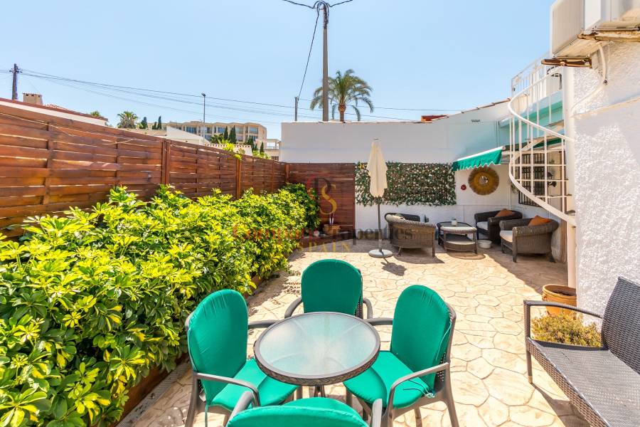 Venta - Villa - Albir