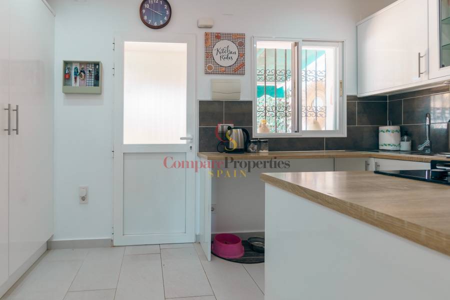 Venta - Villa - Albir