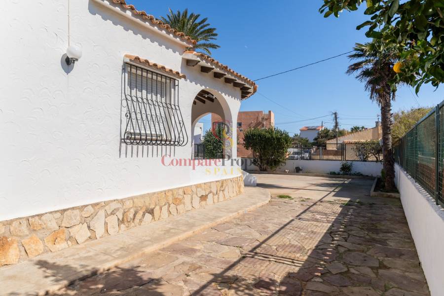 Sale - Villa - Dénia - 