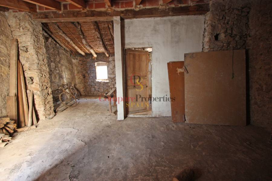 Sale - Semi-Detached Villa - Orba Valley - Sagra