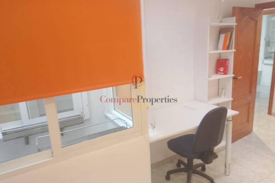 Sale - Apartment - Oliva - 