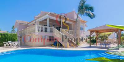 Villa - Vente - Alfaz Del Pi - Arabí