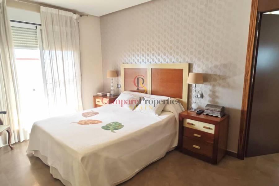 Venta - Duplex and Penthouses - Ondara - Casco urbano