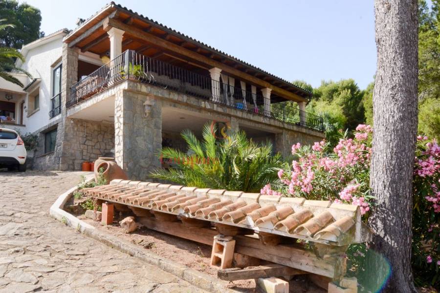 Sale - Villa - Dénia - Las Rotas