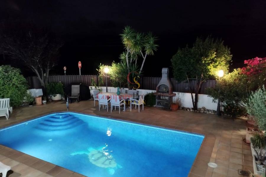 Sale - Villa - Jalon Valley - Pueblo