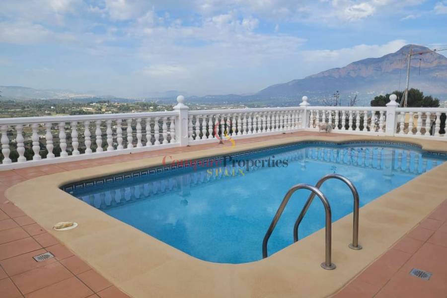 Sale - Villa - Jávea