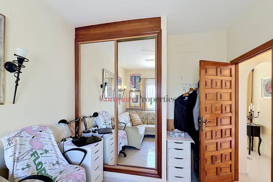 Sale - Villa -  - Magnolias