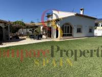 Sale - Villa - Dénia