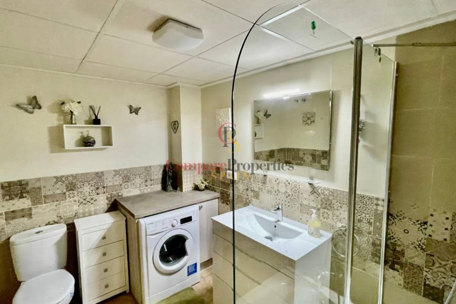 Sale - Apartment - Jalon Valley - Ciudad
