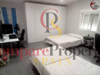 Sale - Apartment - Llutxent