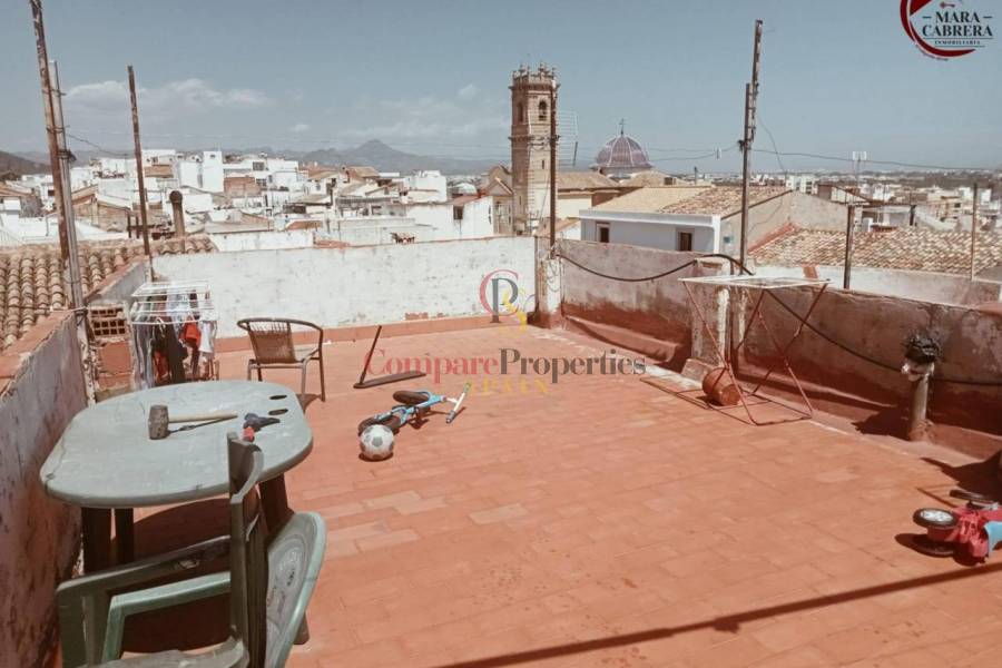 Sale - Apartment - Oliva - 