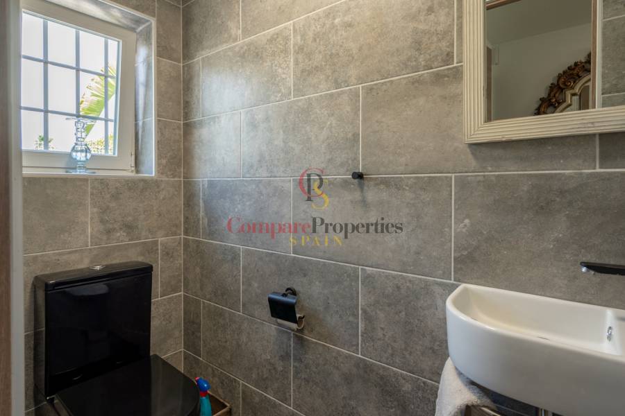 Sale - Villa - Alfaz Del Pi - Alfaz del Pi