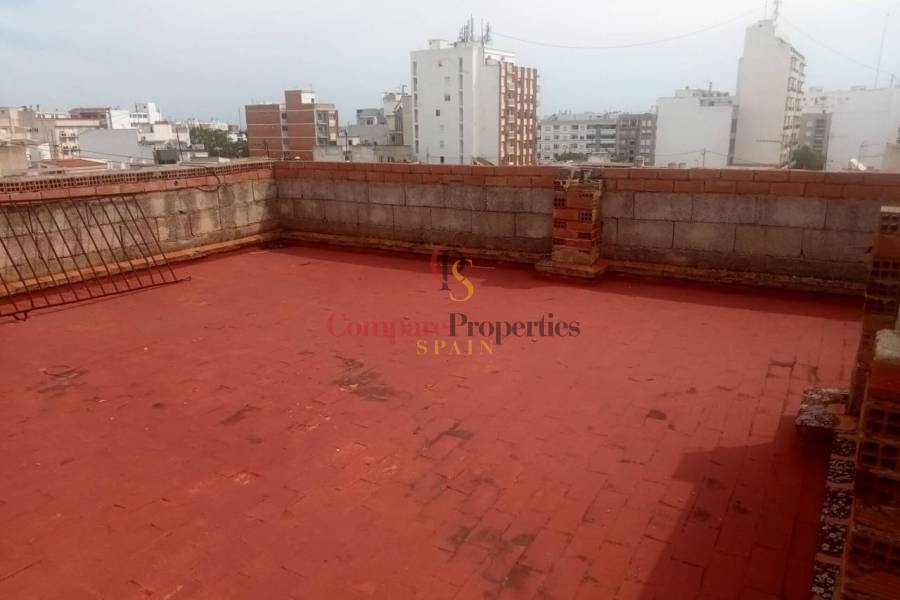 Sale - Apartment - Oliva - 