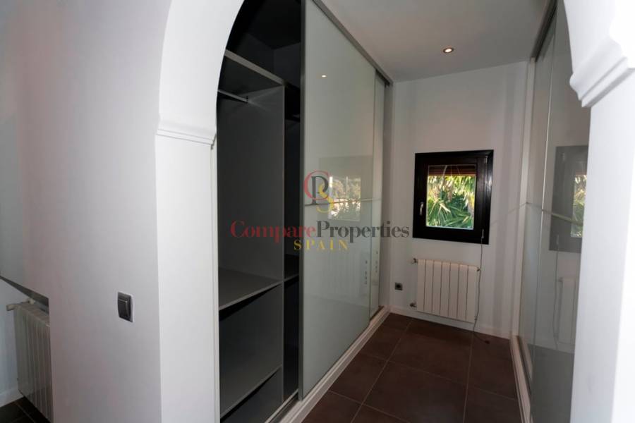 Sale - Villa - Moraira