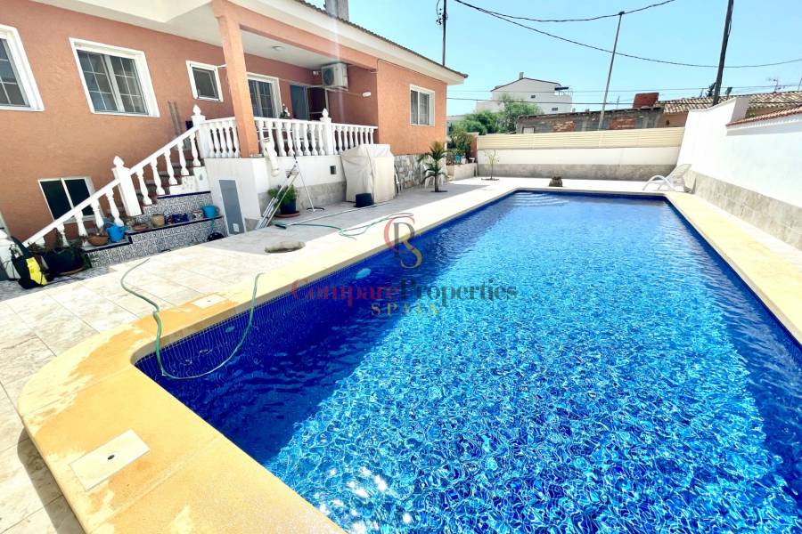 Vente - Villa - Benijofar - pueblo