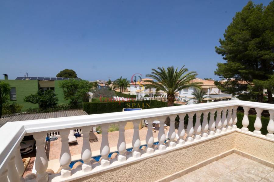 Sale - Villa - Dénia - Montgo