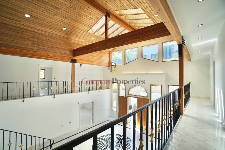 Sale - Villa - Benhavis - El Paraiso Alto