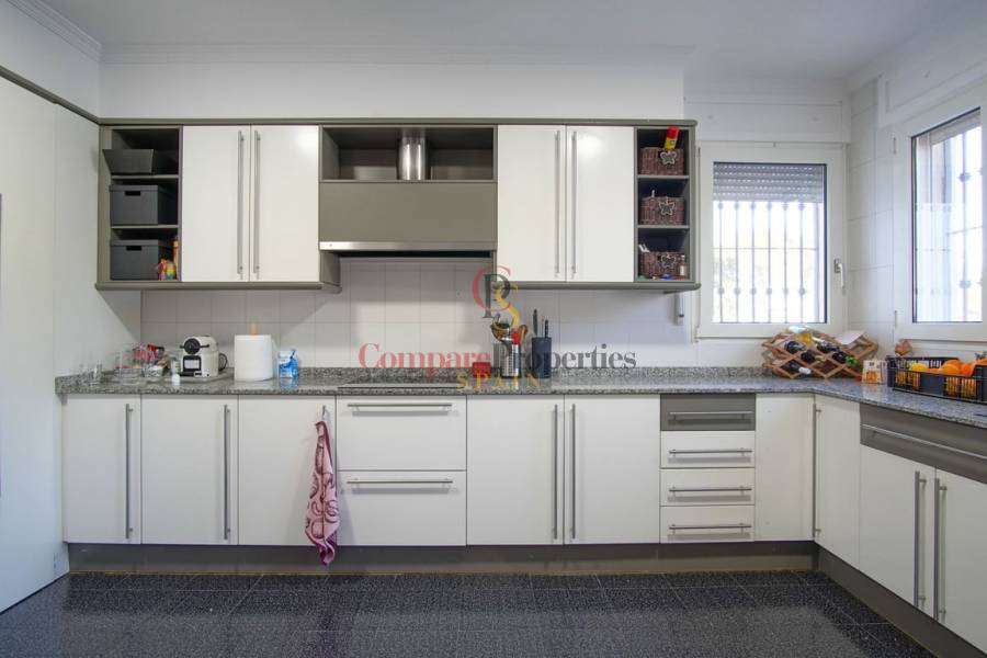 Venta - Villa - Dénia