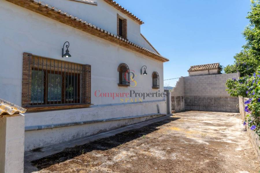 Sale - Villa - Jávea - La Lluca - La Tarraula